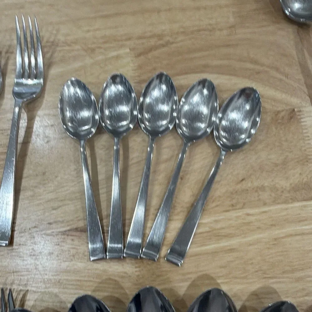 Lyon New Charm Stainless Steel Flatware Set 29 pieces